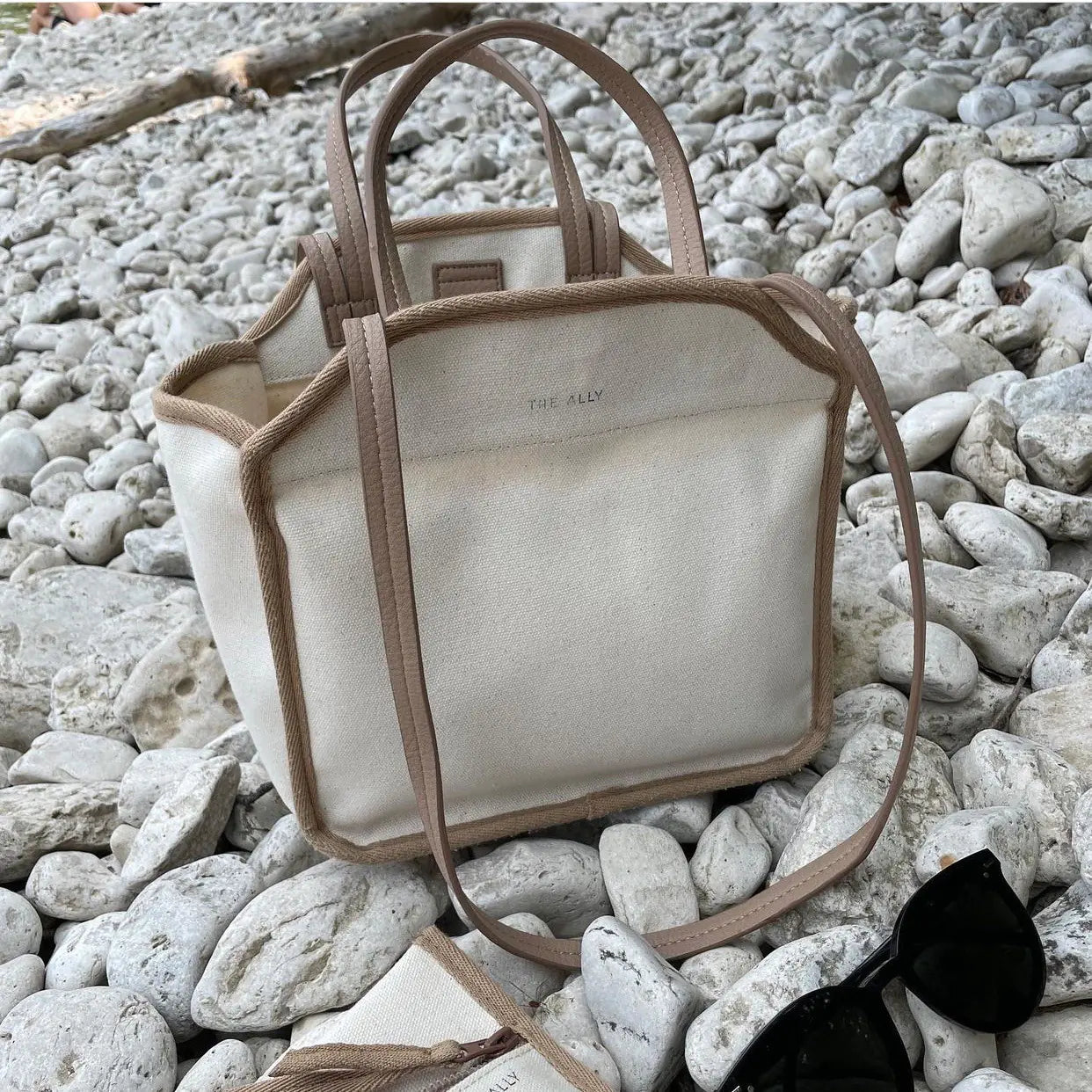 Canvas Shoulder Bag for Newborn Storage & Stroller.